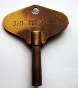 Stary klucz do zegara  British Made