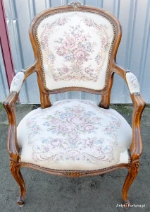 Stary fotel Ludwik nr 49