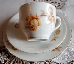 Trio -C.T. Porcelana Tielsch Altwasser Wałbrzych