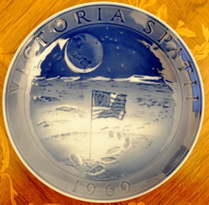Talerz kobaltowy victoria 1969 Royal Copenhagen 