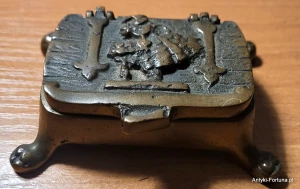 Stare etui na zapałki 
