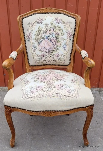 Stary fotel Ludwik Nr 15 (7).jpg