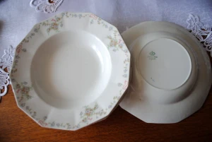 Talerz głęboki - Stara Angielska porcelana Johnson Bros